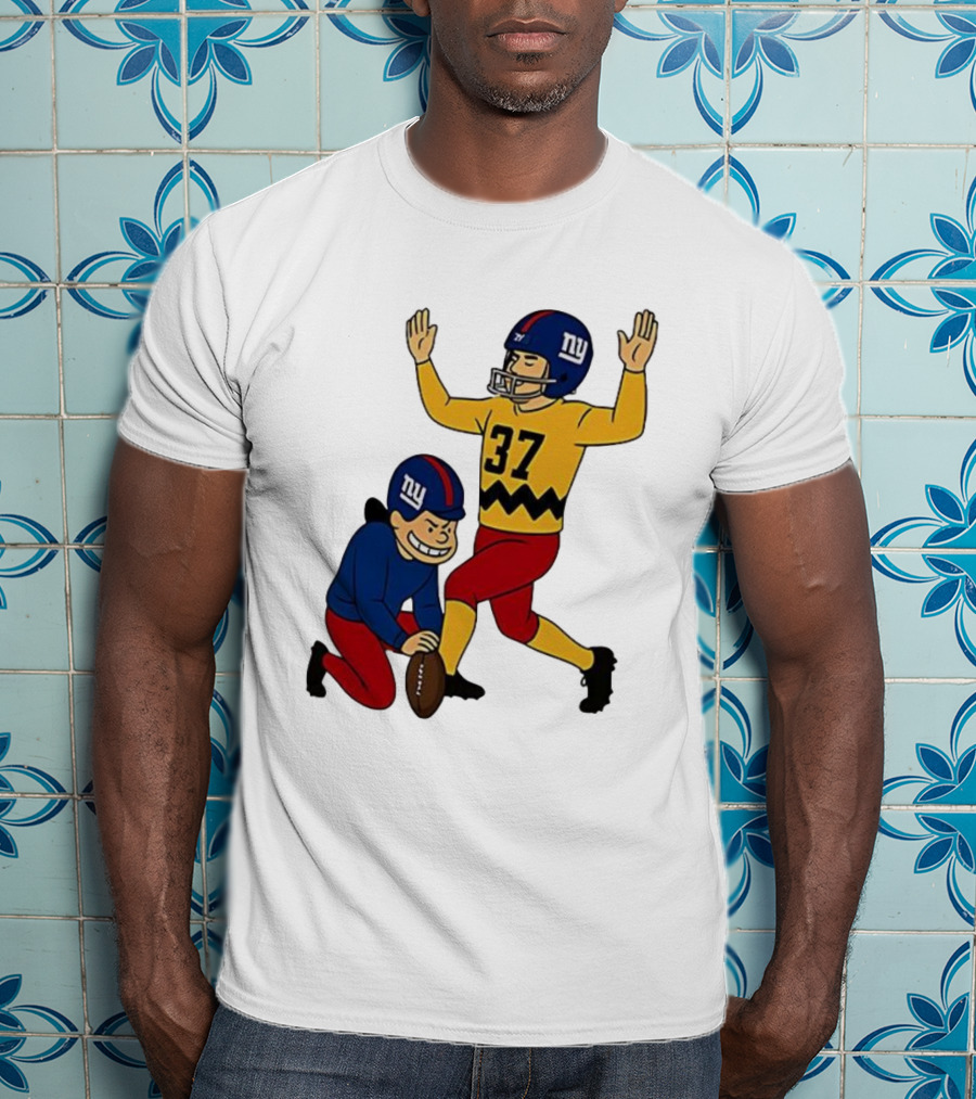 Younghoe Koo Charlie Brown Giants Football Kicker Miss Meme 37 T-Shirt