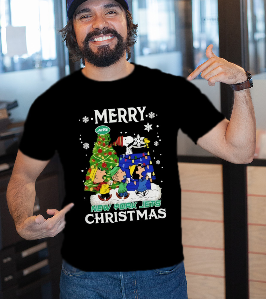 Merry Christmas Snoopy Friends New York Jets NFL Celebration T-Shirt
