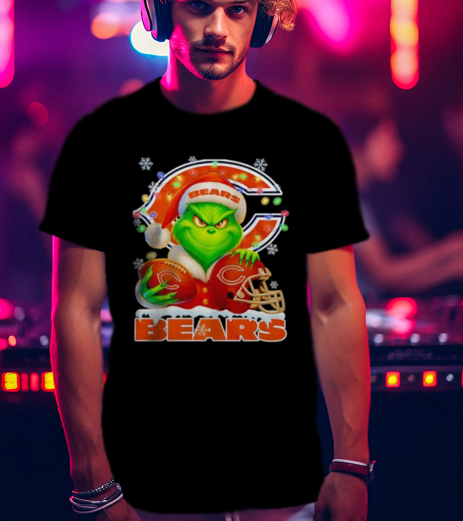 Grinch Bears Christmas Football Helmet Chicago T-Shirt