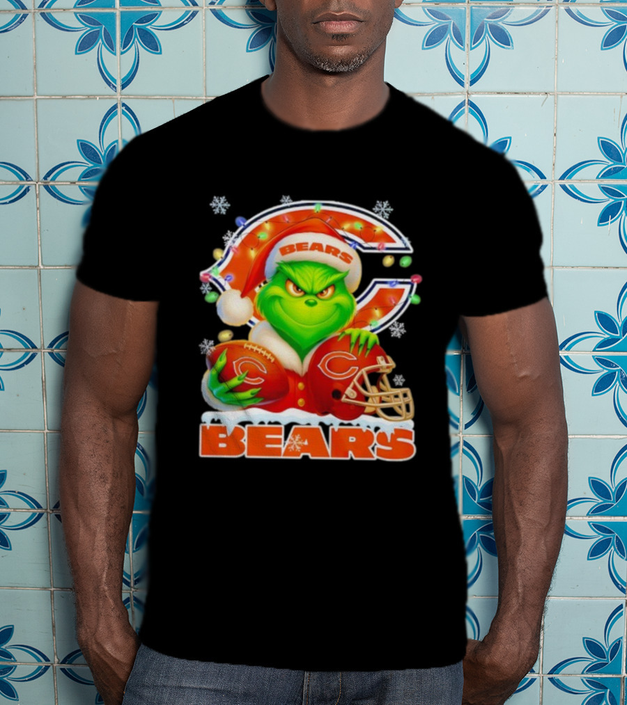 Grinch Bears Christmas Football Helmet Chicago T-Shirt