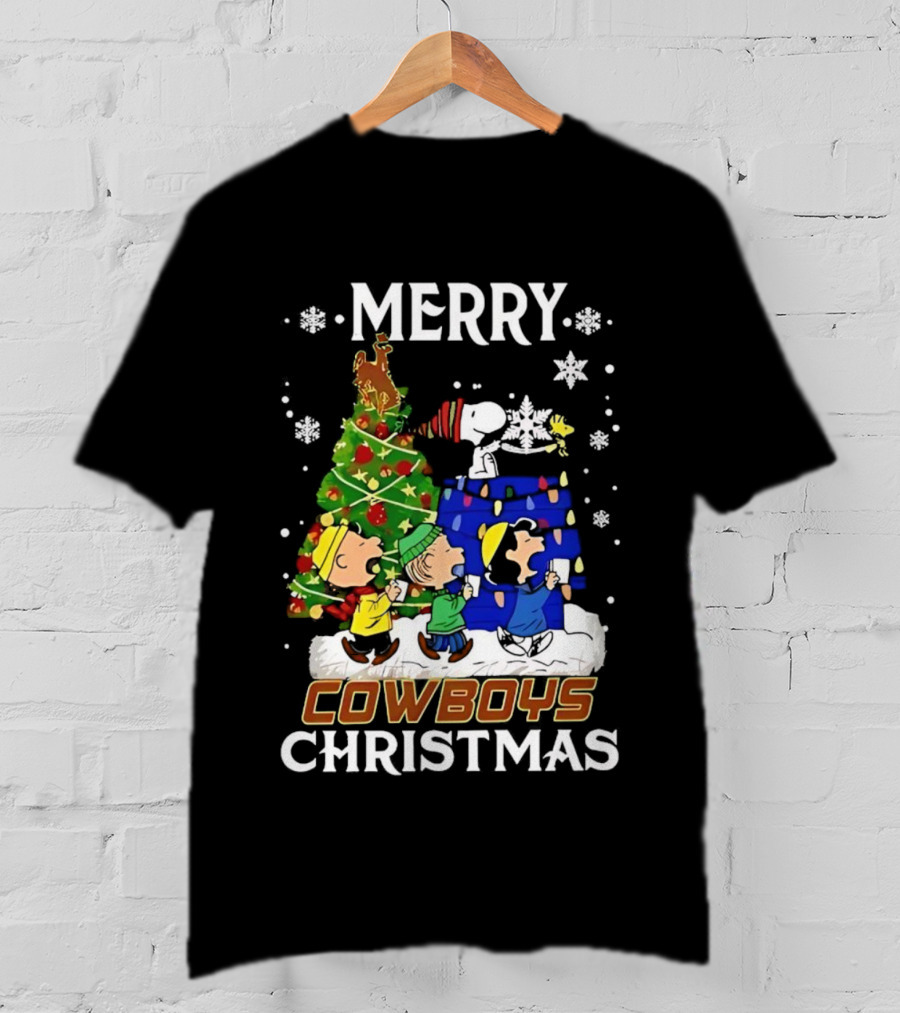 Merry Snoopy And Friends Cowboys Christmas Tree Celebration T-Shirt