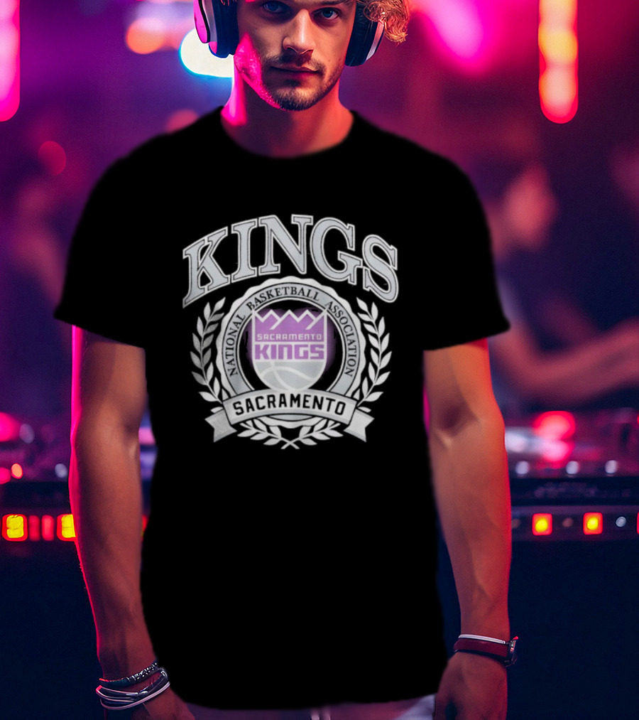 Sacramento Kings NBA Team Logo Laurel Wreath Emblem T-Shirt