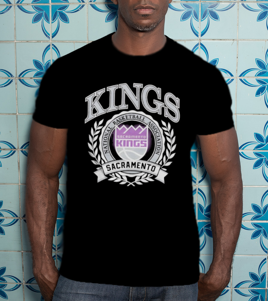 Sacramento Kings NBA Team Logo Laurel Wreath Emblem T-Shirt