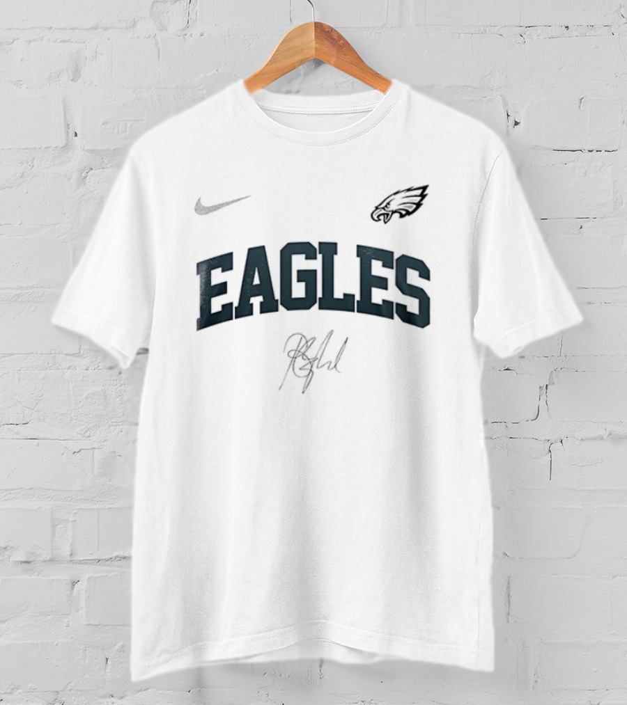 Philadelphia Eagles Barry Manilow Once Before I Go Signature T-Shirt