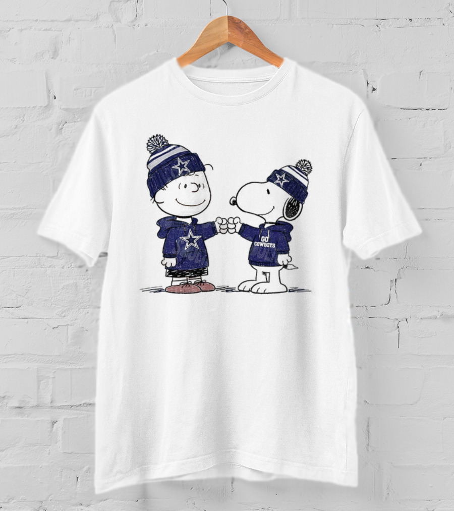 Snoopy Charlie Brown Go Cowboys Super Bowl Dallas Cowboys Fan Apparel T-Shirt