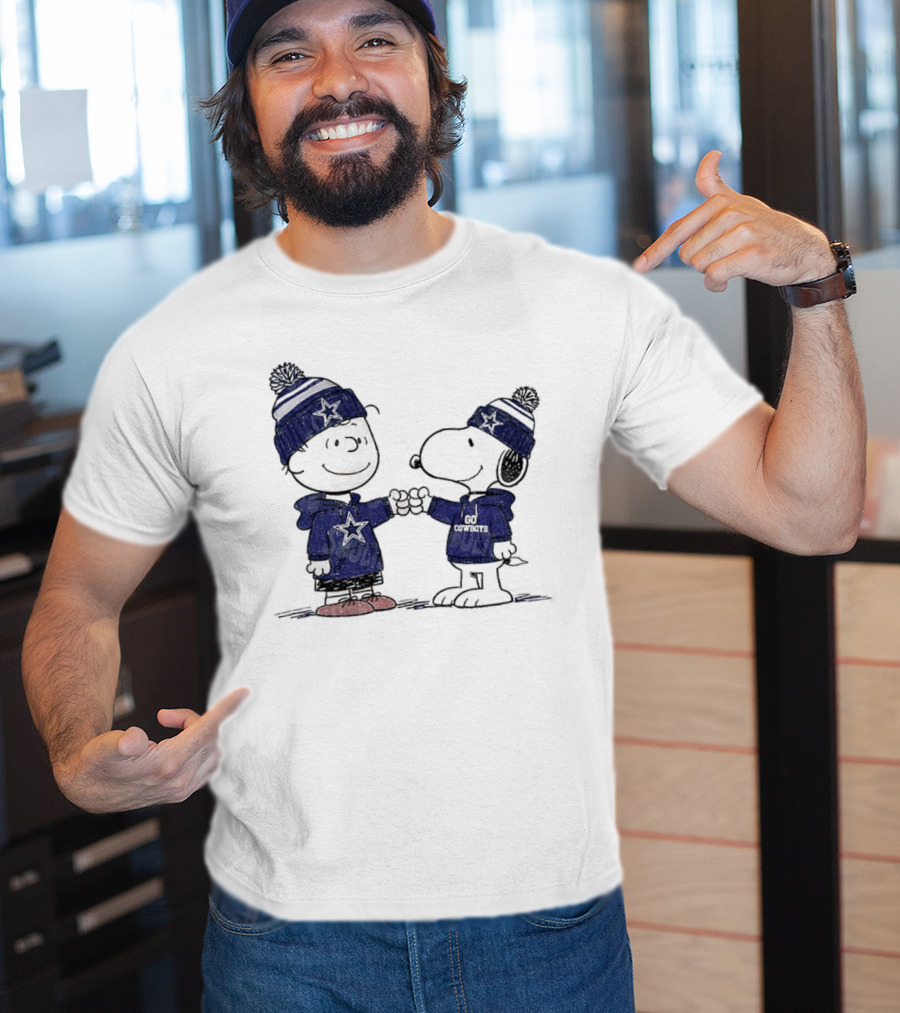 Snoopy Charlie Brown Go Cowboys Super Bowl Dallas Cowboys Fan Apparel T-Shirt