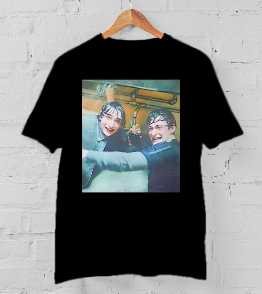 Mr Whatsit Will And Mike Stranger Things Photo Funny Wet Sink Scene T-Shirt