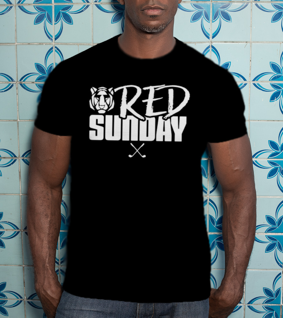 Tiger Red Sunday Golf Iconic Style T-Shirt