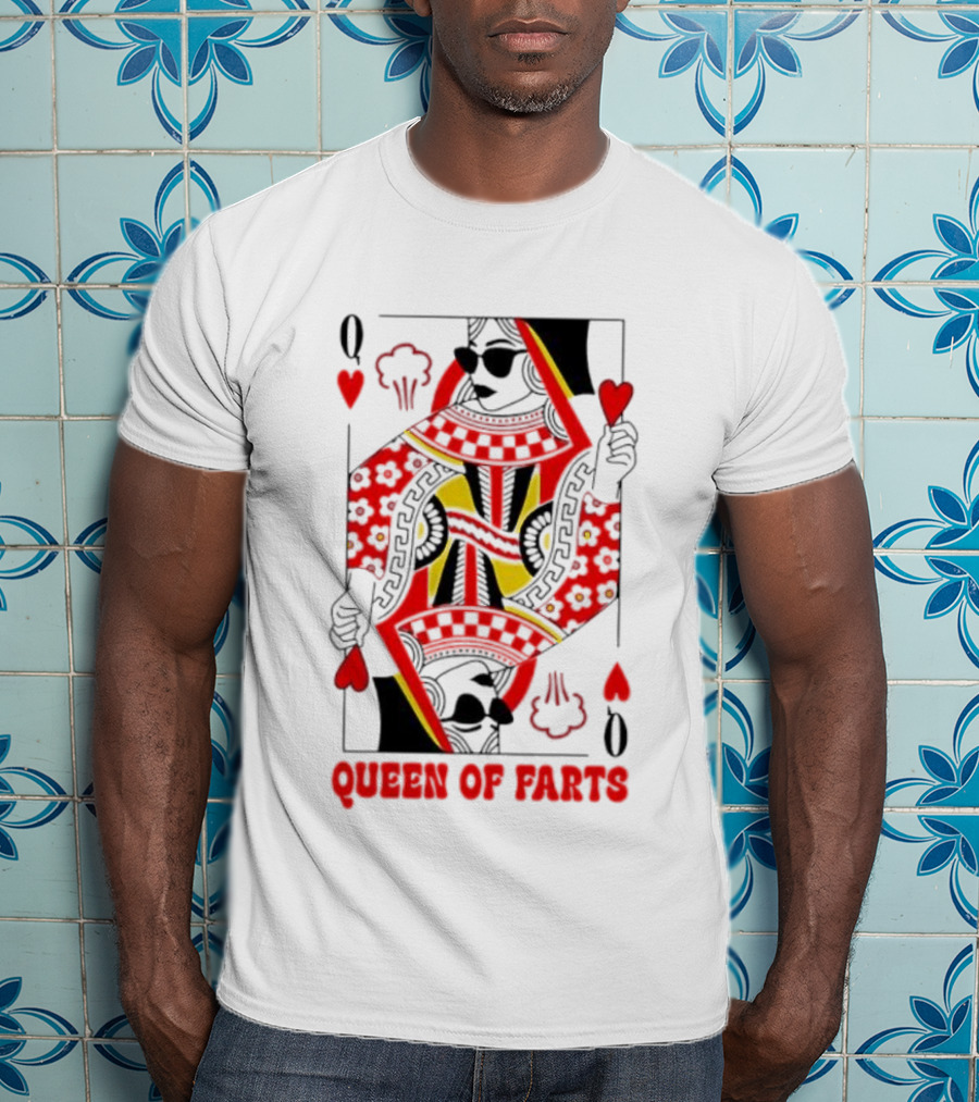 Queen Of Hearts Farts Playing Card Novelty T-Shirt