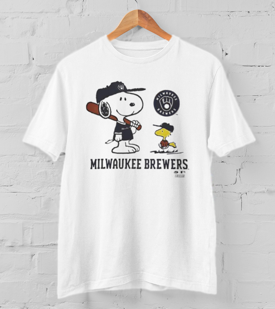 Milwaukee Brewers Snoopy Woodstock Peanuts Baseball Fan Apparel T-Shirt