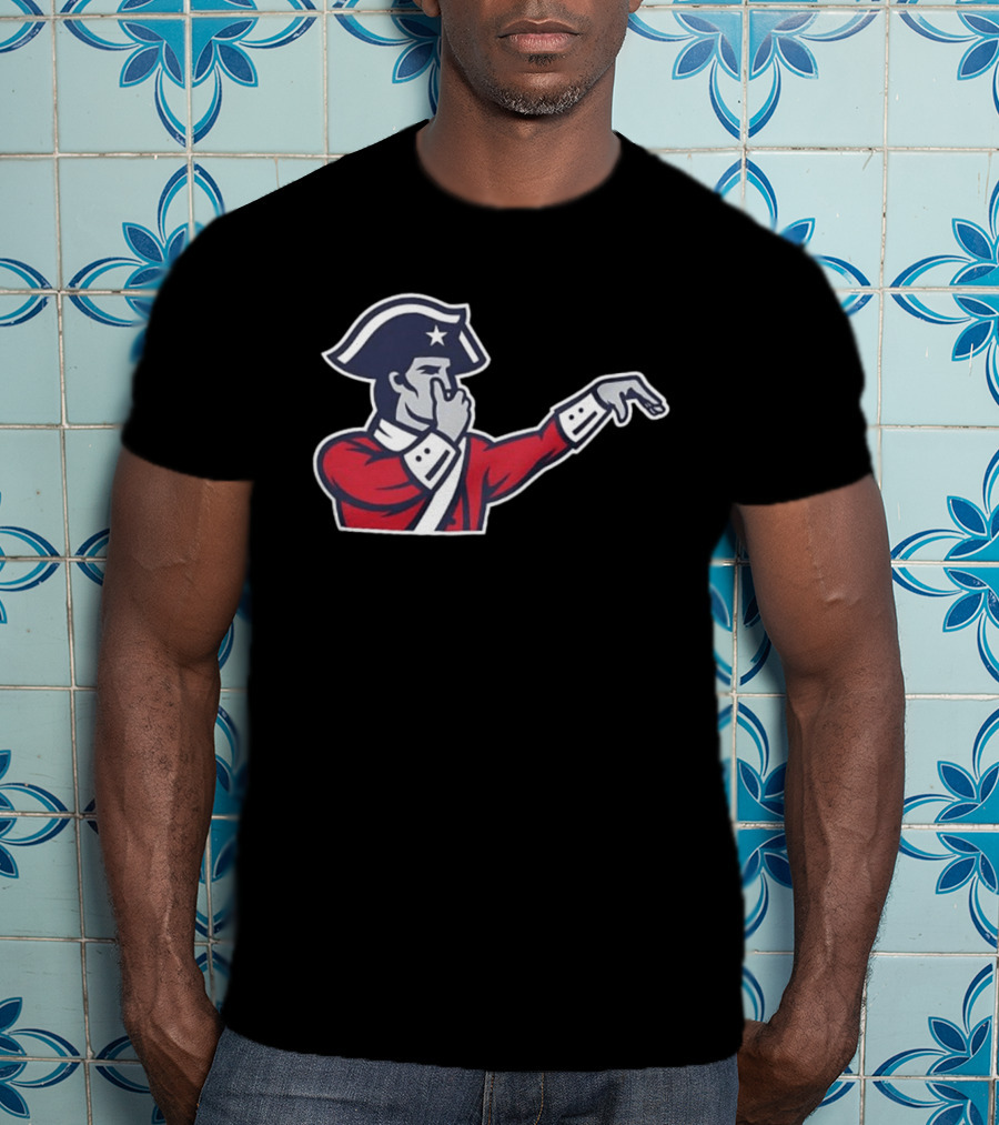 New England Patriots Hold Ya Nose Pat Patriot Gesture T-Shirt