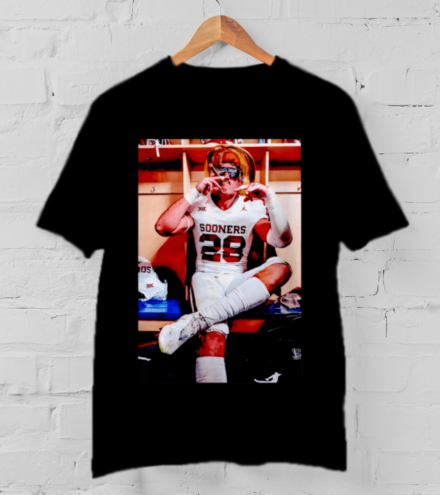 Sooners Football Danny Stutsman Cigar Celebration Locker Room 28 T-Shirt