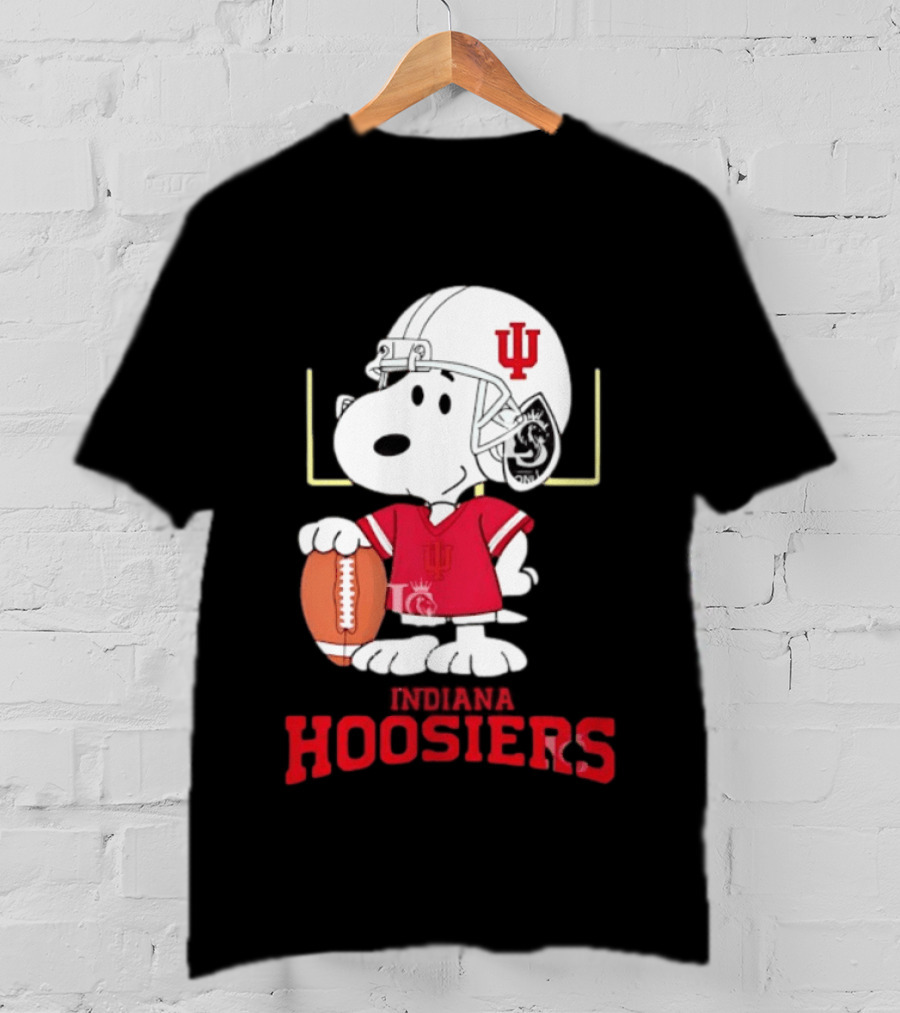 Snoopy Indiana Hoosiers Football Helmet Jersey Football Field T-Shirt