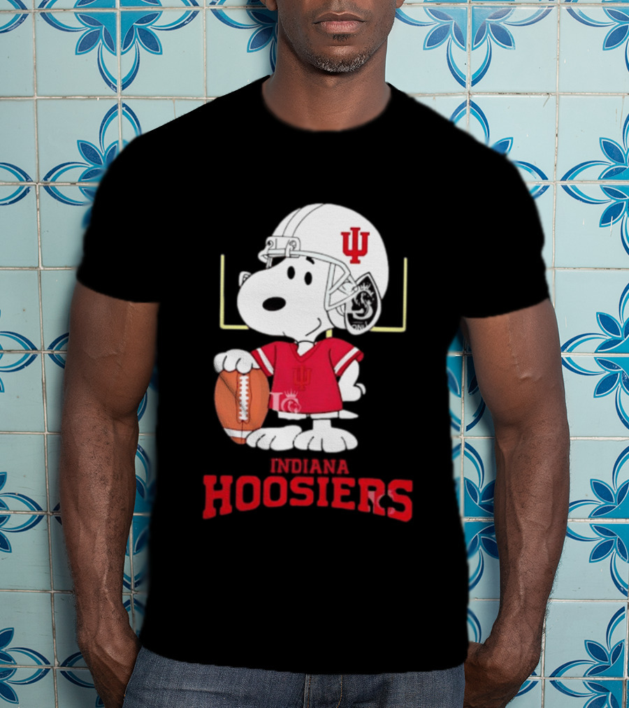 Snoopy Indiana Hoosiers Football Helmet Jersey Football Field T-Shirt