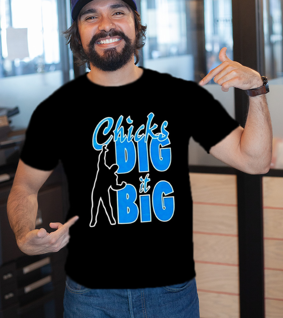 WWE Chicks Dig It Big Silhouette Gesture T-Shirt