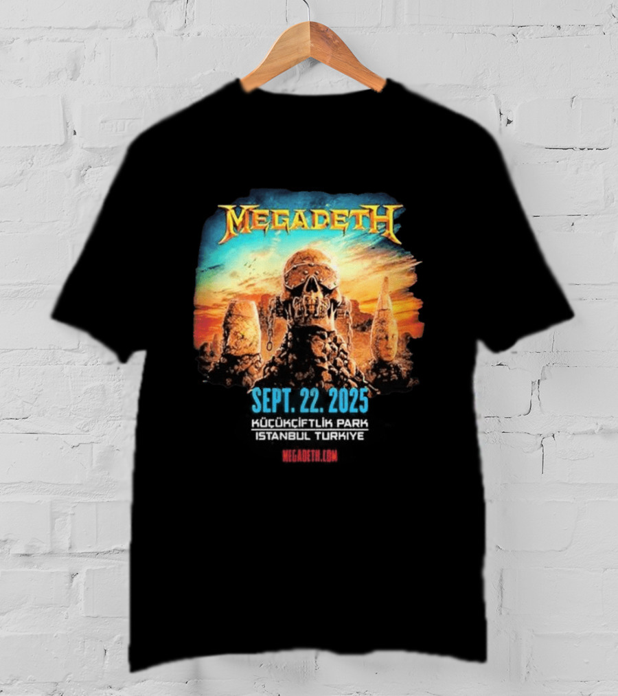 Megadeth September 22 2025 Küçükçiftlik Park Istanbul Turkey Skull T-Shirt
