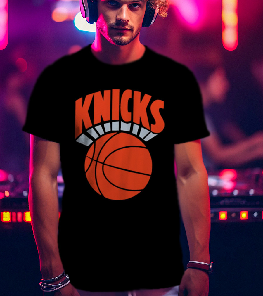 Knicks Basketball Orange Ball Classic Team T-Shirt