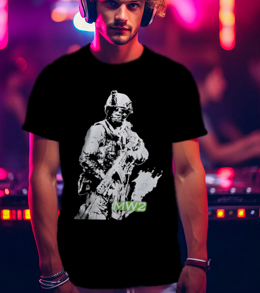 MW2 Modern Warfare Soldier Tactical Artwork Pixel T-Shirt