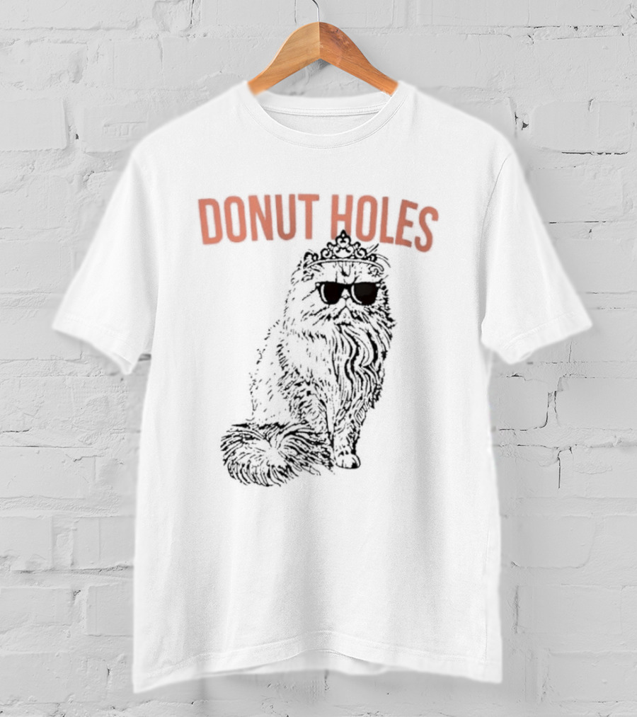 Donut Holes Persian Cat Sunglasses Crown T-Shirt