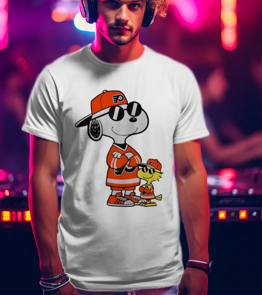 Snoopy Woodstock Philadelphia Flyers NHL Hockey Sunglasses T-Shirt