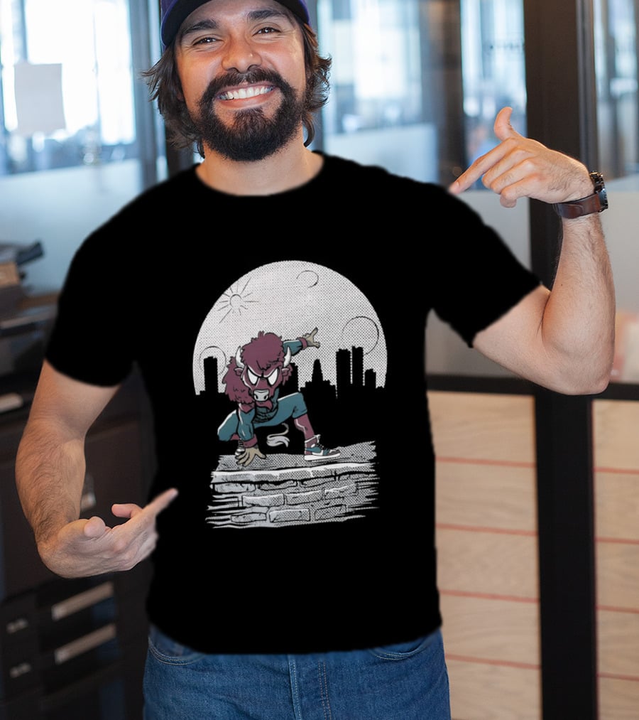 Bison Be A Hero Buffalo Bills Cityscape Dynamic Pose T-Shirt