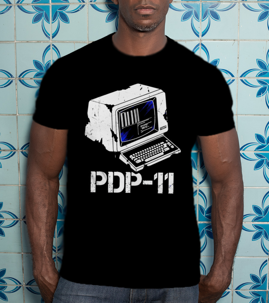 PDP 11 Vintage Computer Terminal Retro Distressed T-Shirt