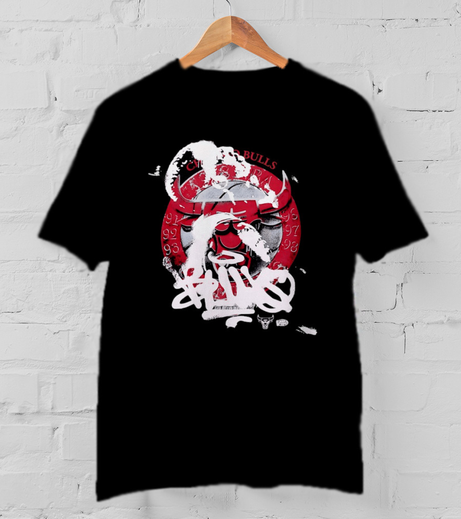 Chicago Bulls Dynasty Champions 91 92 93 96 97 98 T-Shirt
