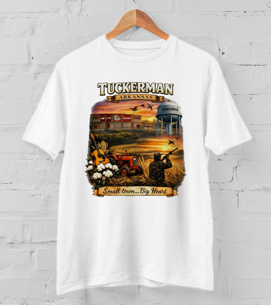 Tuckerman Arkansas Home Of The Bulldogs Water Tower Small Town Big Heart Tractor Hunter Guitar T-Shirt