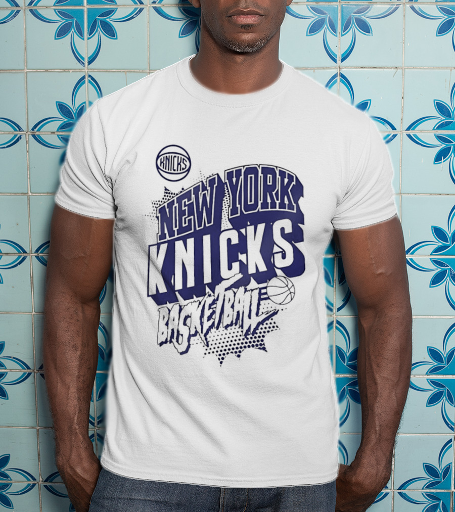 New York Knicks NBA Basketball Team Official Merchandise T-Shirt