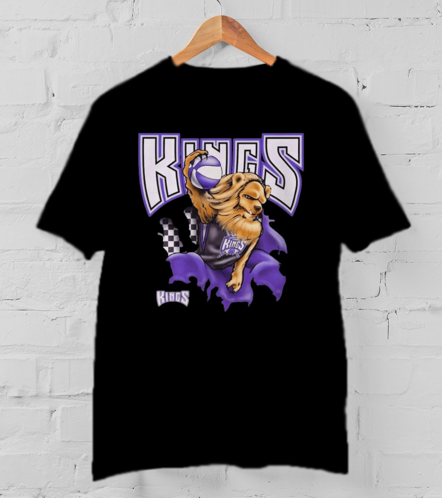 Mitchell & Ness Purple Sacramento Kings Breakthrough Fierce Lion Basketball T-Shirt