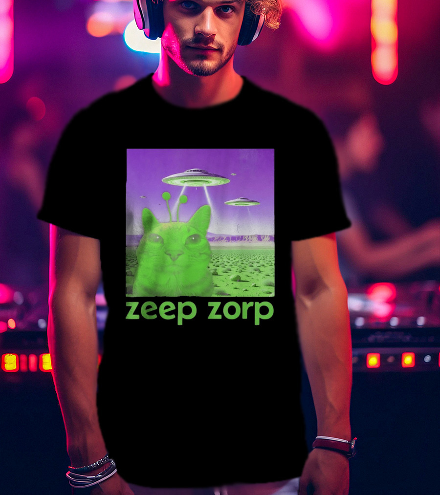 Zeep Zorp Green Cat Alien With UFOs In Space Desert Scenery T-Shirt