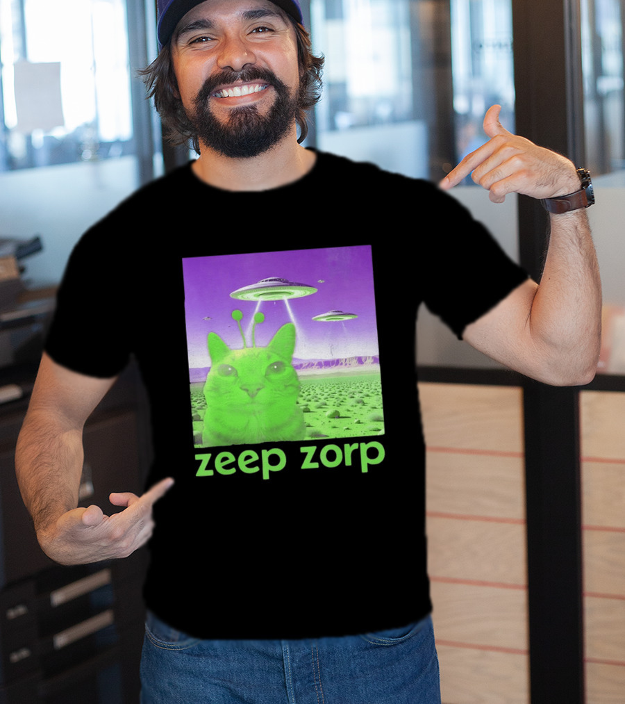 Zeep Zorp Green Cat Alien With UFOs In Space Desert Scenery T-Shirt