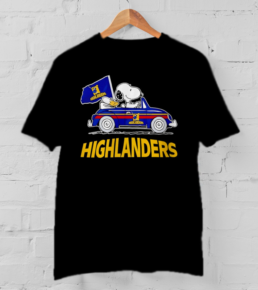 Snoopy And Woodstock Driving Car Cheering Highlanders Rugby T-Shirt