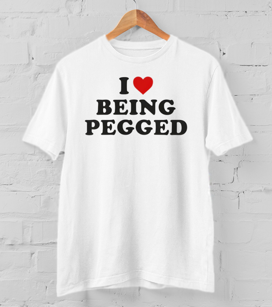 I Love Heart Being Pegged Bold Text Black And Red T-Shirt