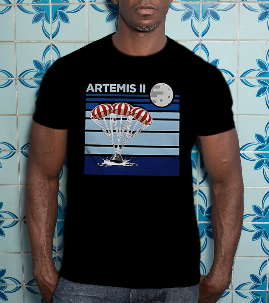 Artemis II Splashdown 2026 Orion Spacecraft Landed With Moon Parachute Scene T-Shirt