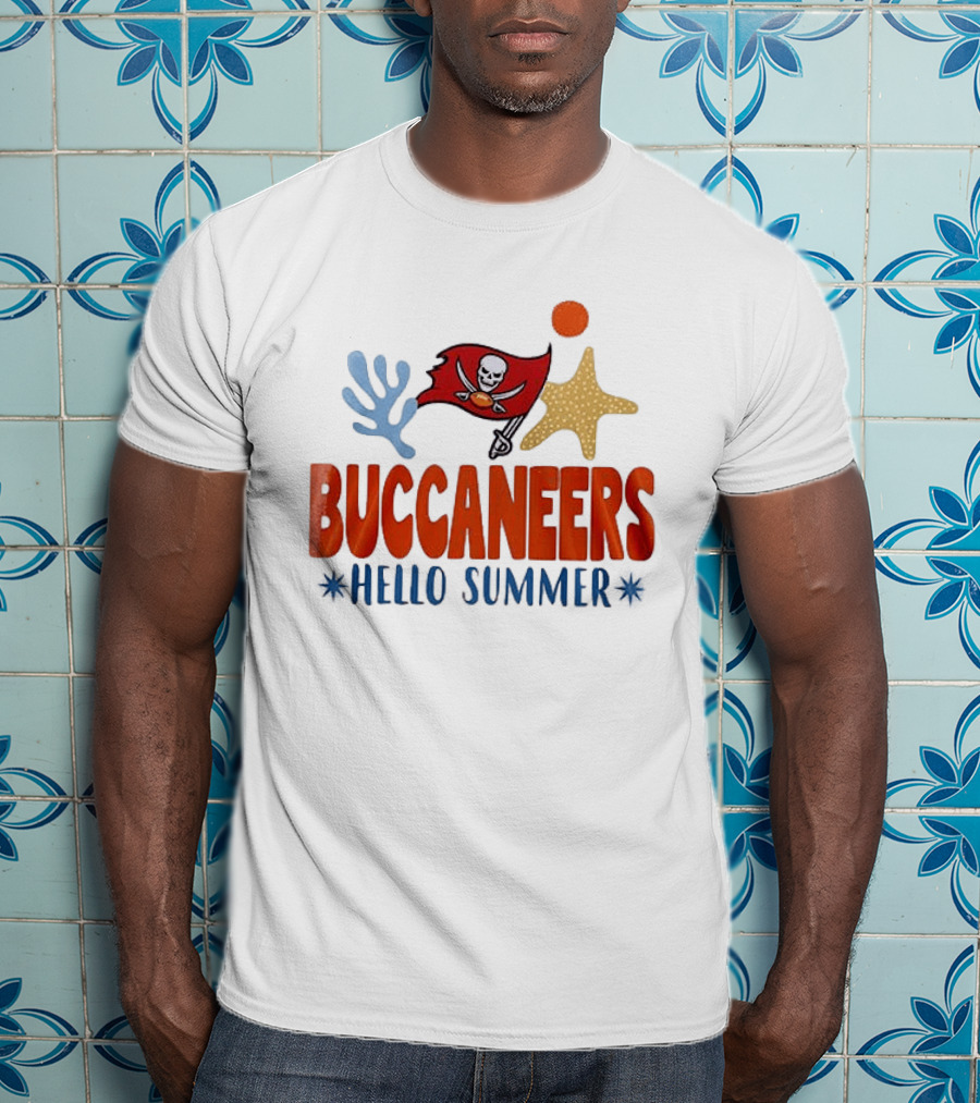 Tampa Bay Buccaneers Summer Fun Scream And Shout School's Out T-Shirt