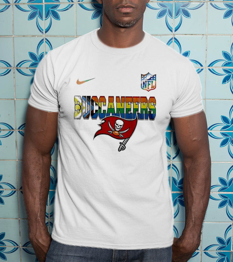 Tampa Bay Buccaneers Pride Peanuts Snoopy Collaboration Nike NFL T-Shirt