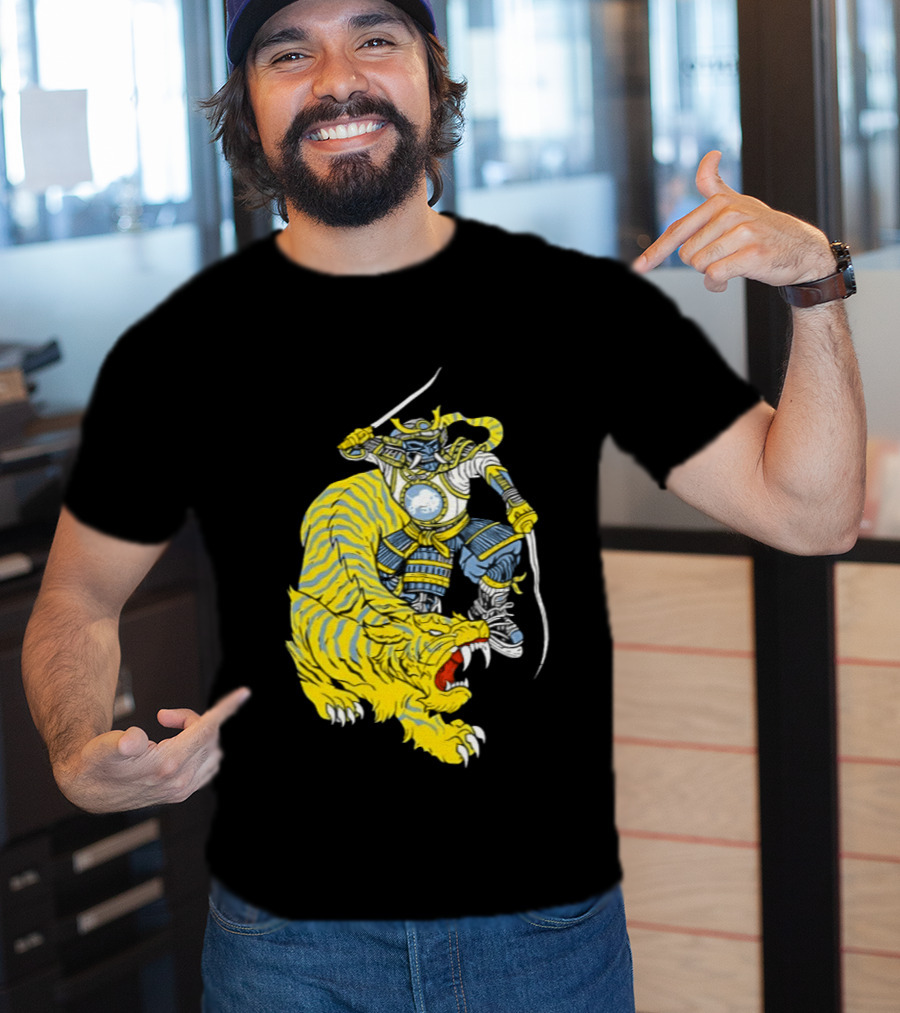 Buffalo Sabres Knight Battling Fierce Sabretooth Tiger T-Shirt