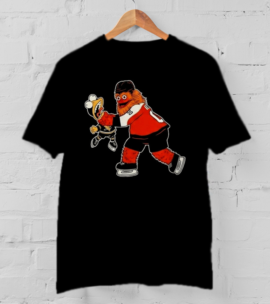 Gritty Vs Iceburgh Philadelphia Flyers Pittsburgh Penguins Hockey Meme T-Shirt