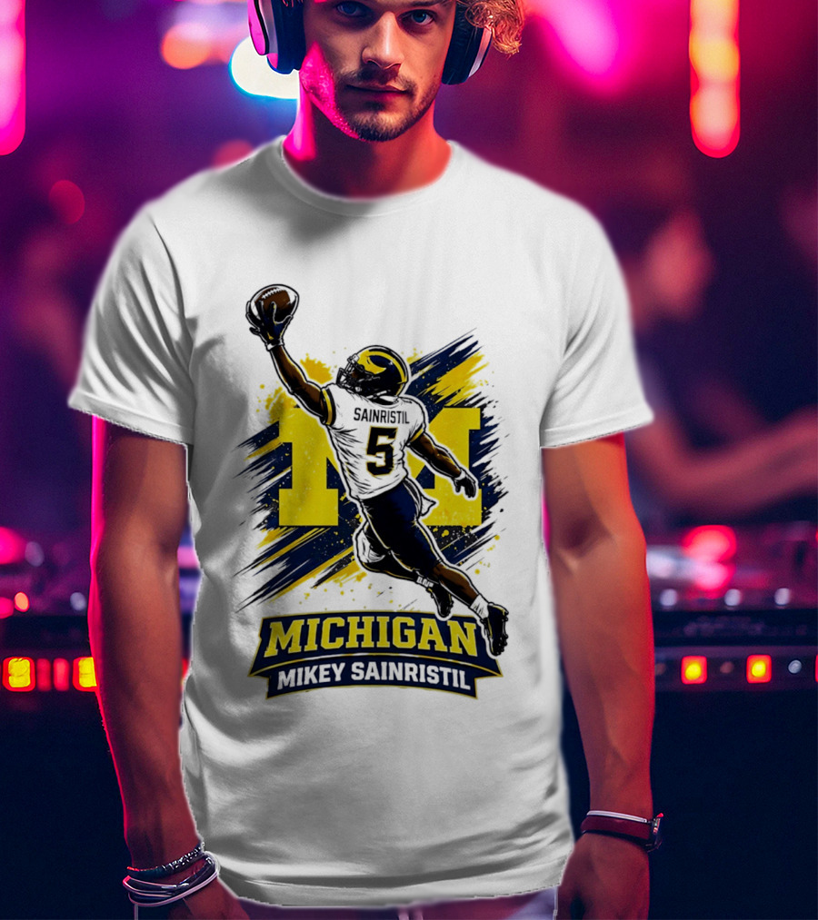 Michigan Mikey Sainristil Catching Football Wolverines Player T-Shirt