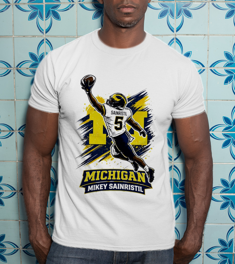 Michigan Mikey Sainristil Catching Football Wolverines Player T-Shirt