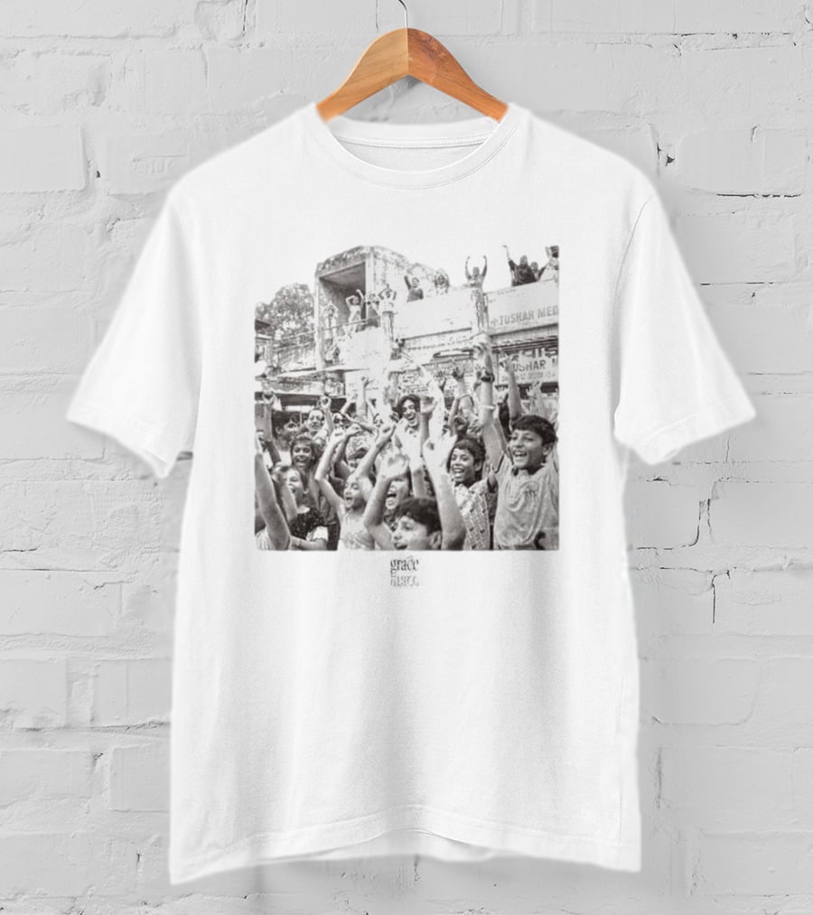 Fujii Kaze Prema World Tour 2026 Merchandise Grace Vintage Crowd Celebration T-Shirt