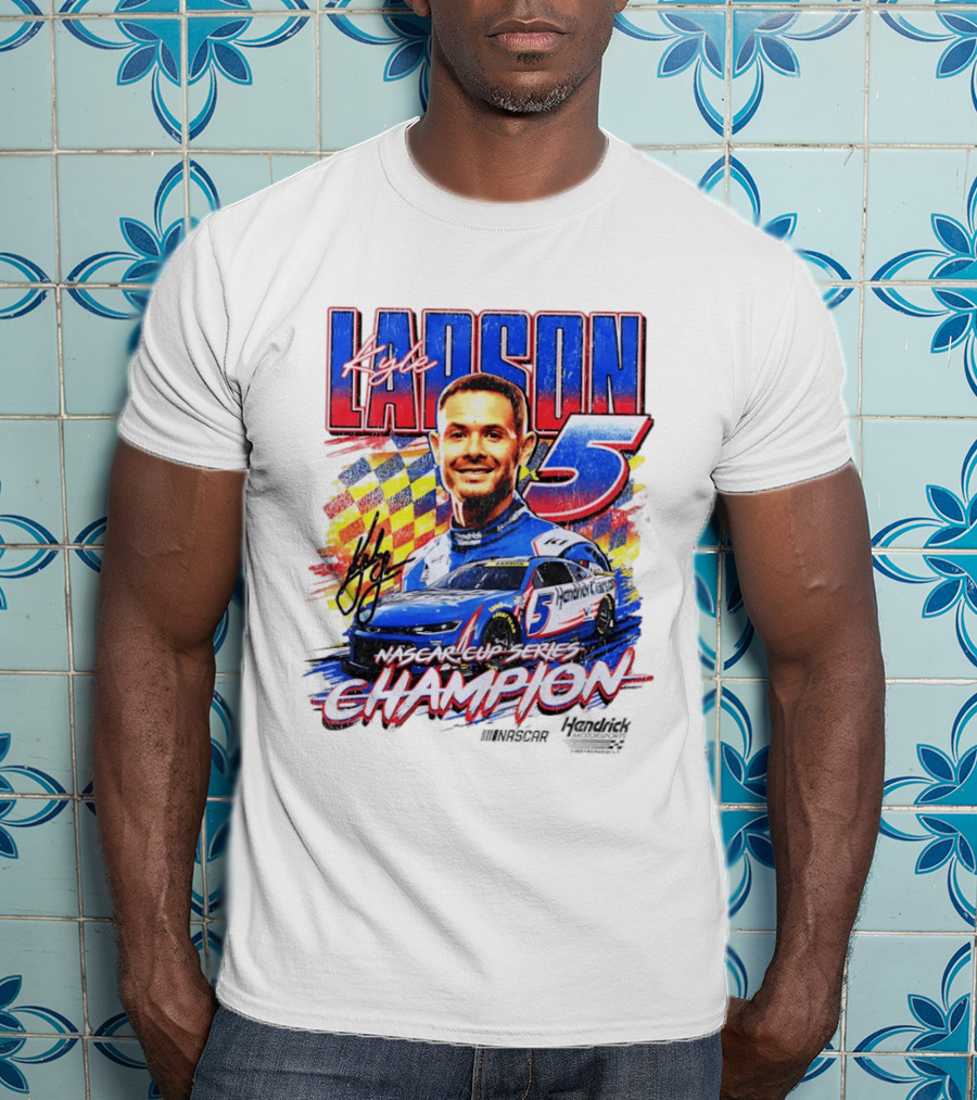 Kyle Larson NASCAR Cup Series Champion Number 5 Hendrick Motorsports Signature T-Shirt