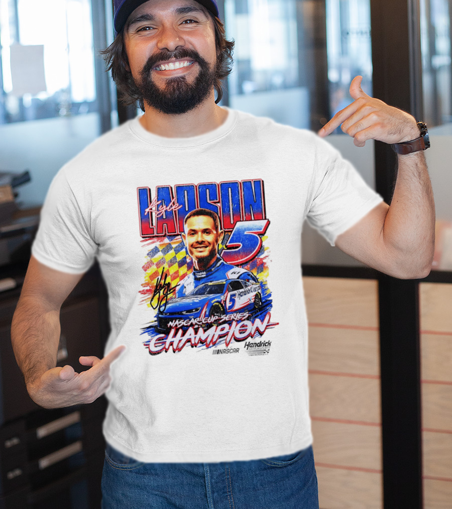 Kyle Larson NASCAR Cup Series Champion Number 5 Hendrick Motorsports Signature T-Shirt