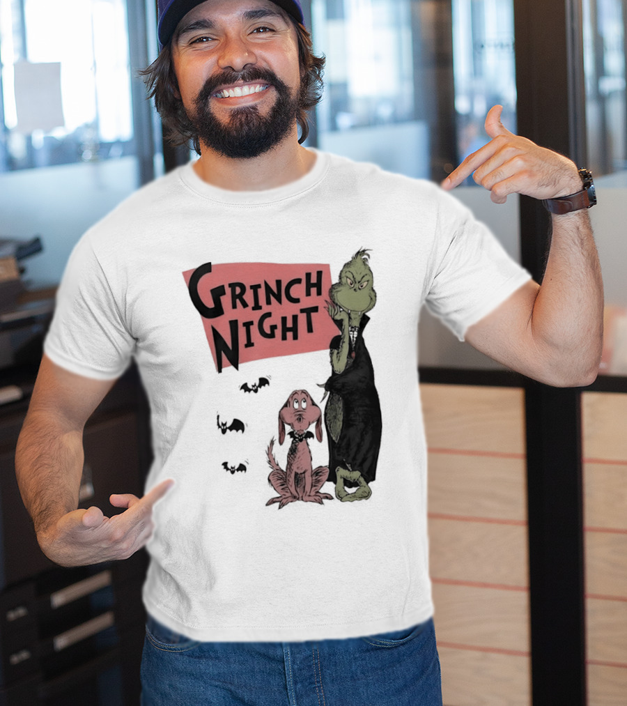 Grinch And Max Halloween Night Spooky Scene T-Shirt