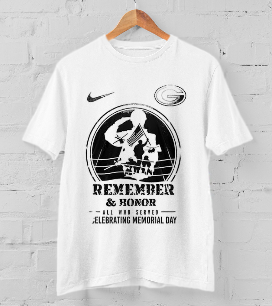 Remember & Honor Green Bay Packers Celebrating Memorial Day T-Shirt
