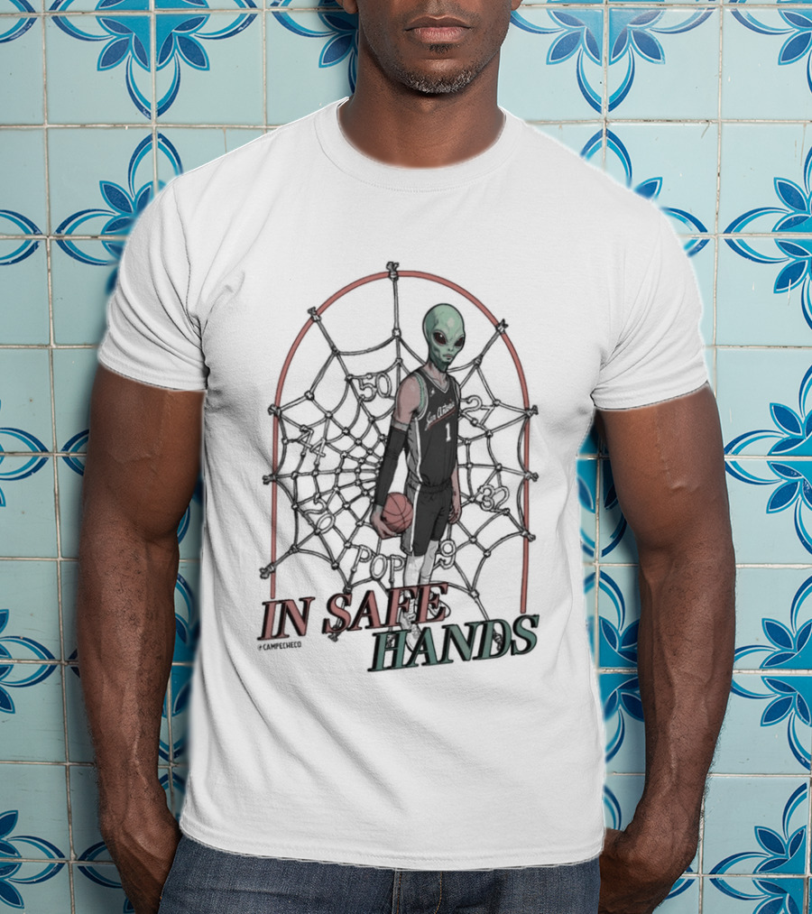 Spurs Victor Wembanyama Alien Spider Theme In Safe Hands T-Shirt