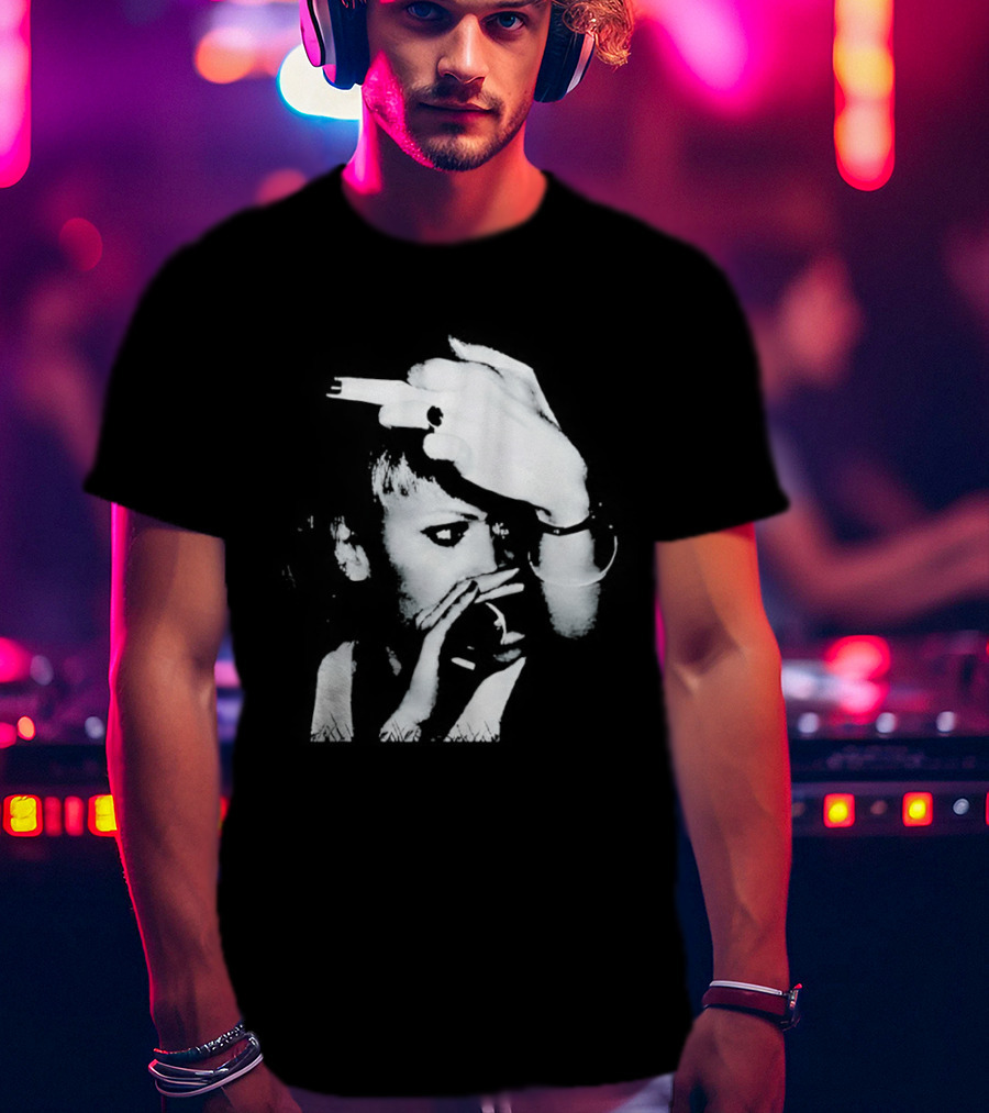 Gwen Stefani Middle Finger Classic Punk Rock Iconic Gesture T-Shirt