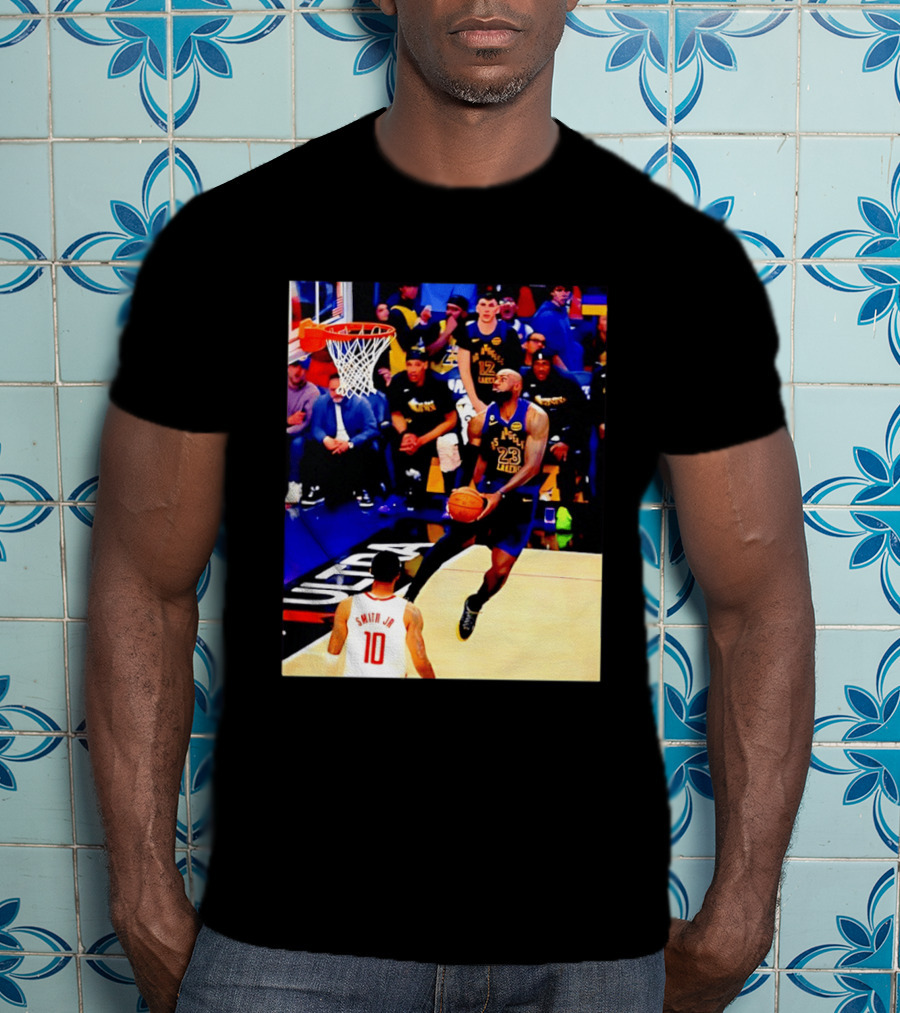 LeBron James Los Angeles Lakers Dunking Action Photo T-Shirt