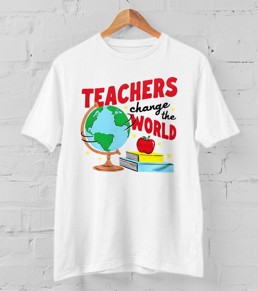 Teachers Change The World Globe Book Apple T-Shirt